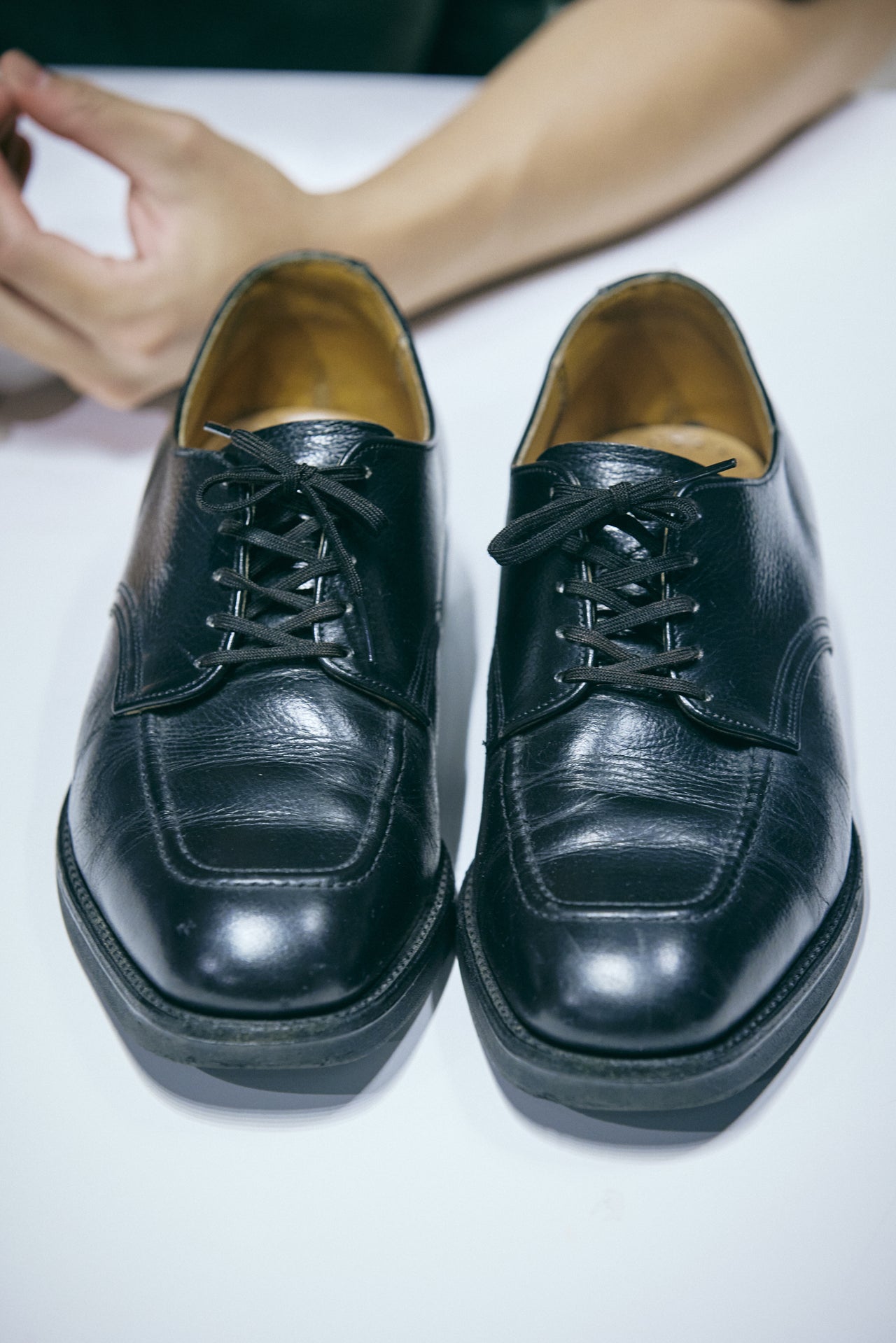 オシャレな人が愛用する〈RED WING〉のポストマンシューズ