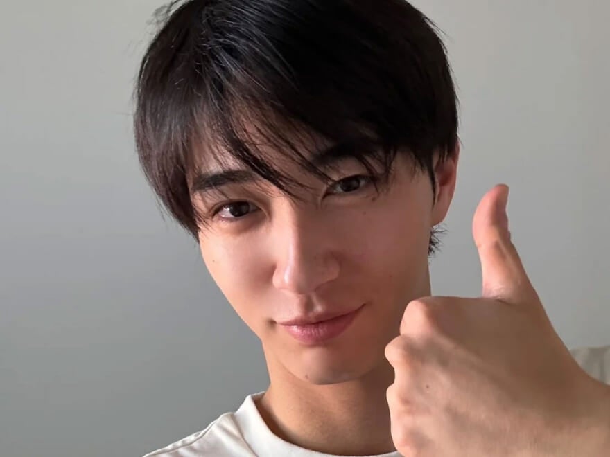 歩くだけで汗がダラダラ。夏を乗り切るためにはまず水分補給を！[野村康太ブログ]