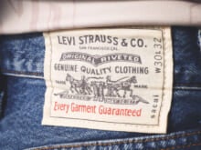 オシャレな３人の「リーバイス®」デニムスタイル。即完売サカイコラボ、505ブラック…愛用ジーンズの夏の正解着こなし！