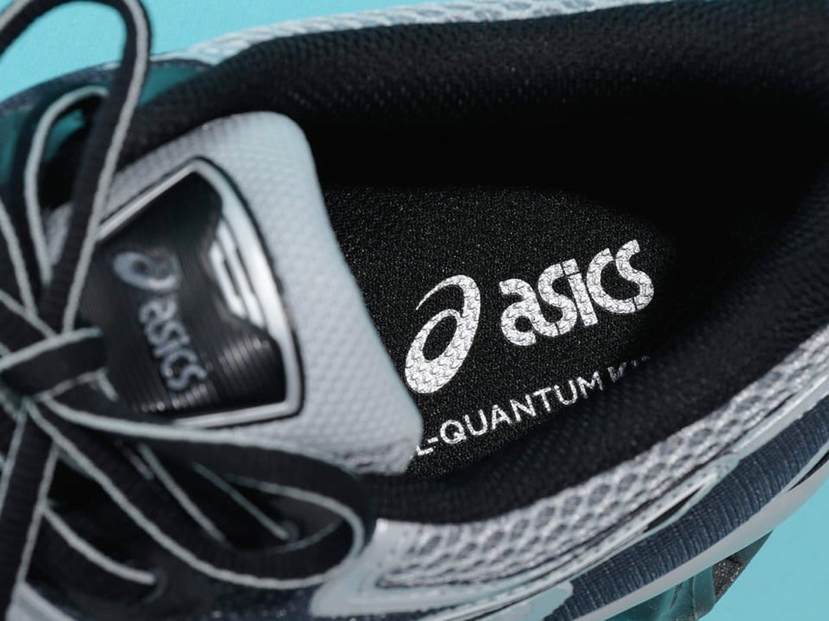 【愛用20選】「アシックス」で買ってよかったスニーカーは大人カラー！ 即完売コラボから激レアモデルまで！