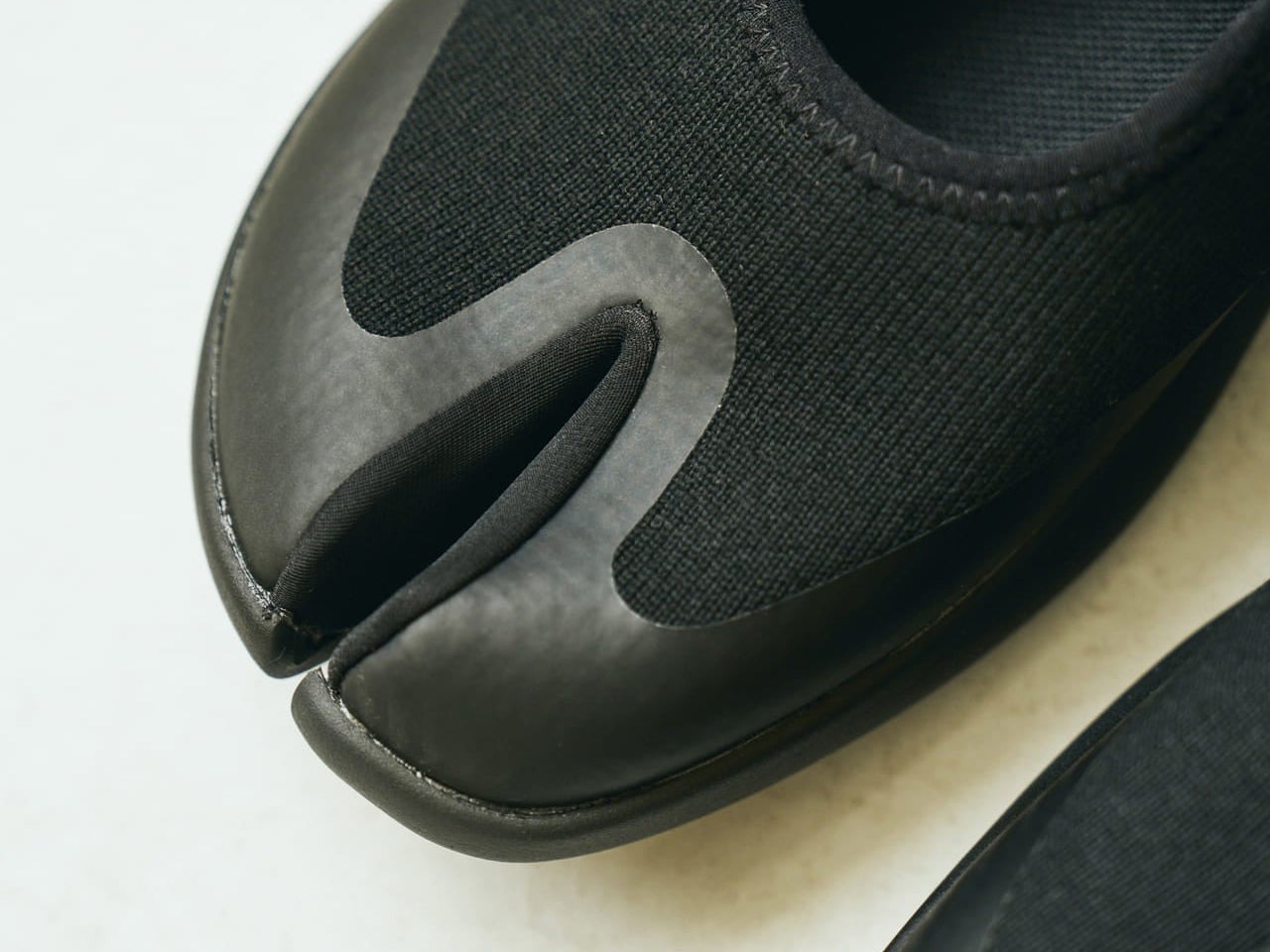 オシャレな人の「愛用サンダル」５選！ ナイキの黒からルメールの大人レザーまで買ってよかった夏のマイ定番をピックアップ！