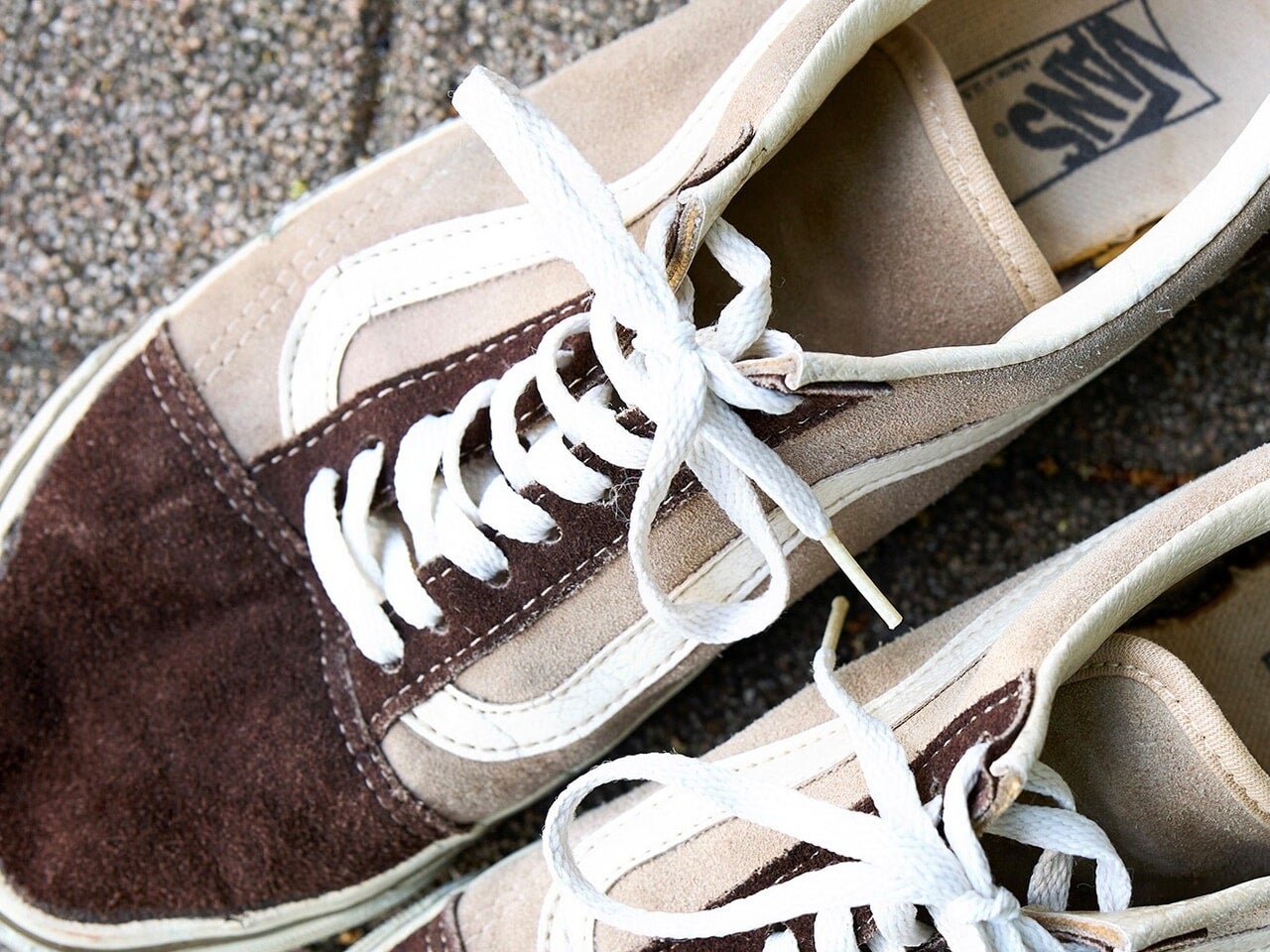 VANSスニーカーのスウェード質感の寄り