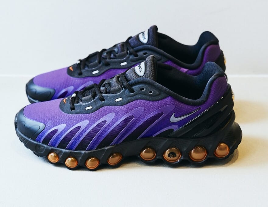 [Gallery] 「ナイキ」と「カルバン・クライン×パレス」限定コラボジーンズの夏のストリートスタイル。スニーカーのプロはNIKE AIR MAX DN8をどう履く？