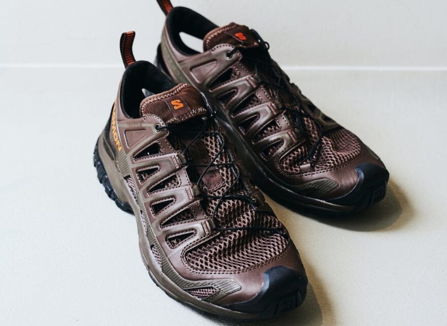[Gallery] 上品で大人な「サロモン」のサンダルを夏っぽくクリーンに。服のプロはSALOMON XA PRO 3D Amphibをどう履く？