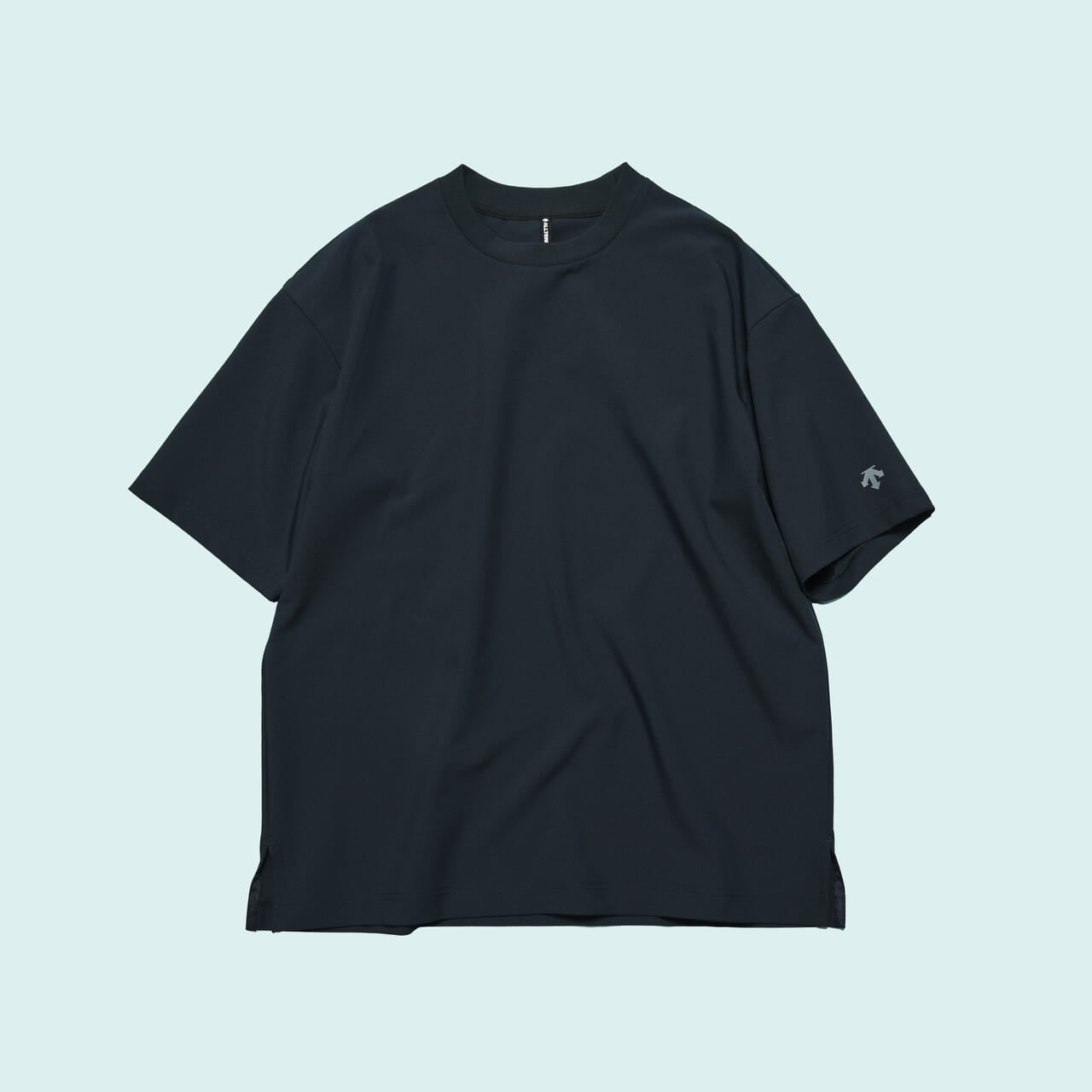 デサントオルテラインの涼な黒Tシャツ TECH H/S T-SHIRT