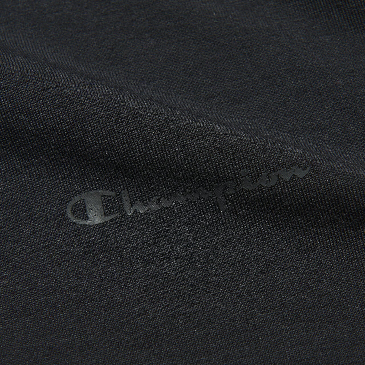 チャンピオン ブラック エディションの涼な黒Tシャツ c3 b301の素材感