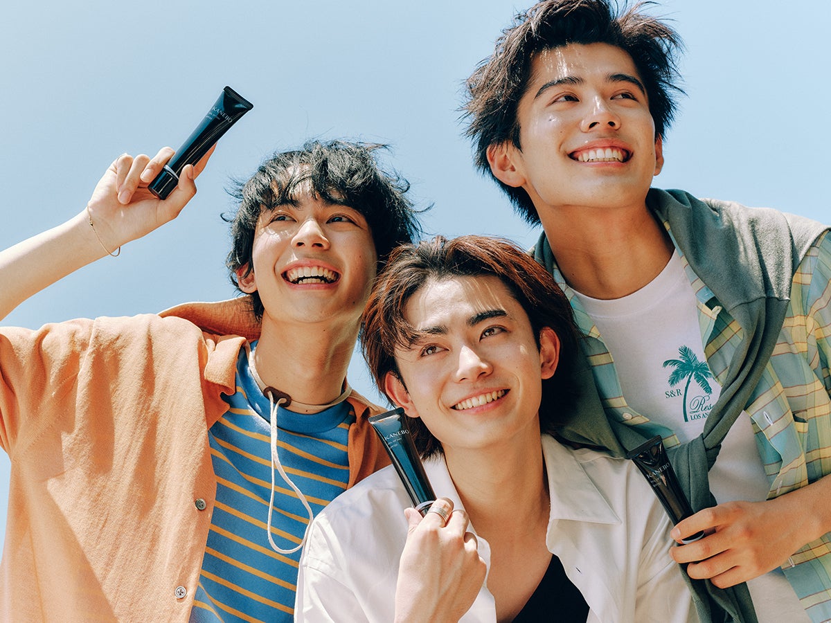 WE HOPE！　黒KANEBOの「ヴェイル オブ デイ」で、僕らも肌も心地よい夏。UV対策も、乾燥対策も1本で！