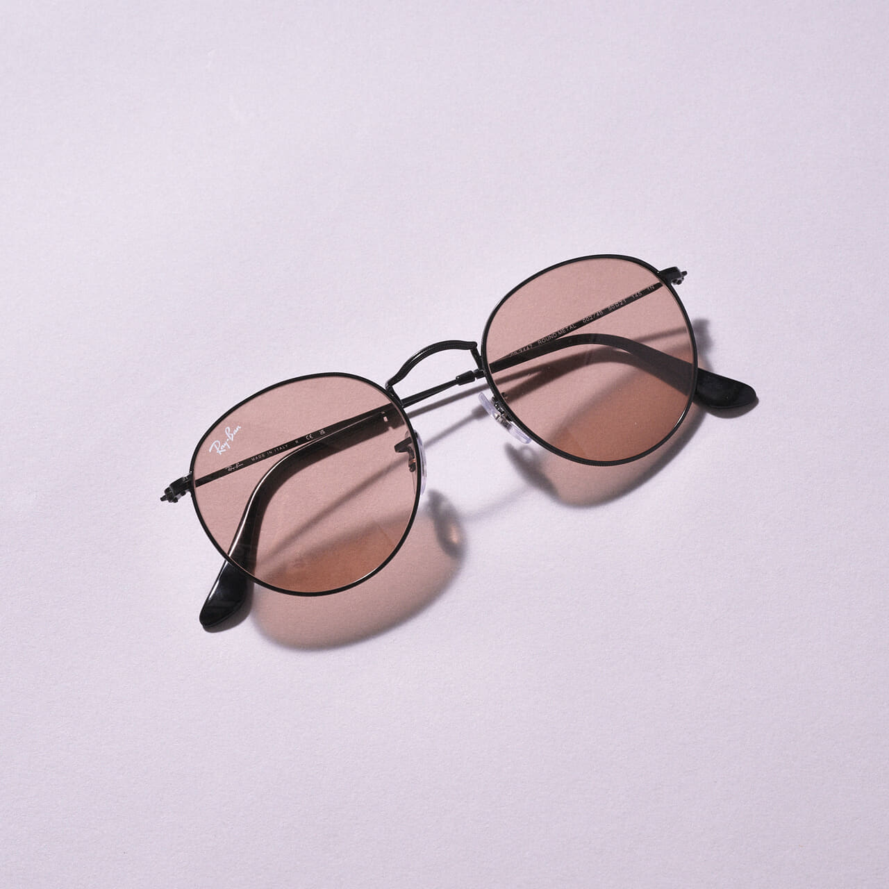 レイバンのサングラス ROUND METAL
