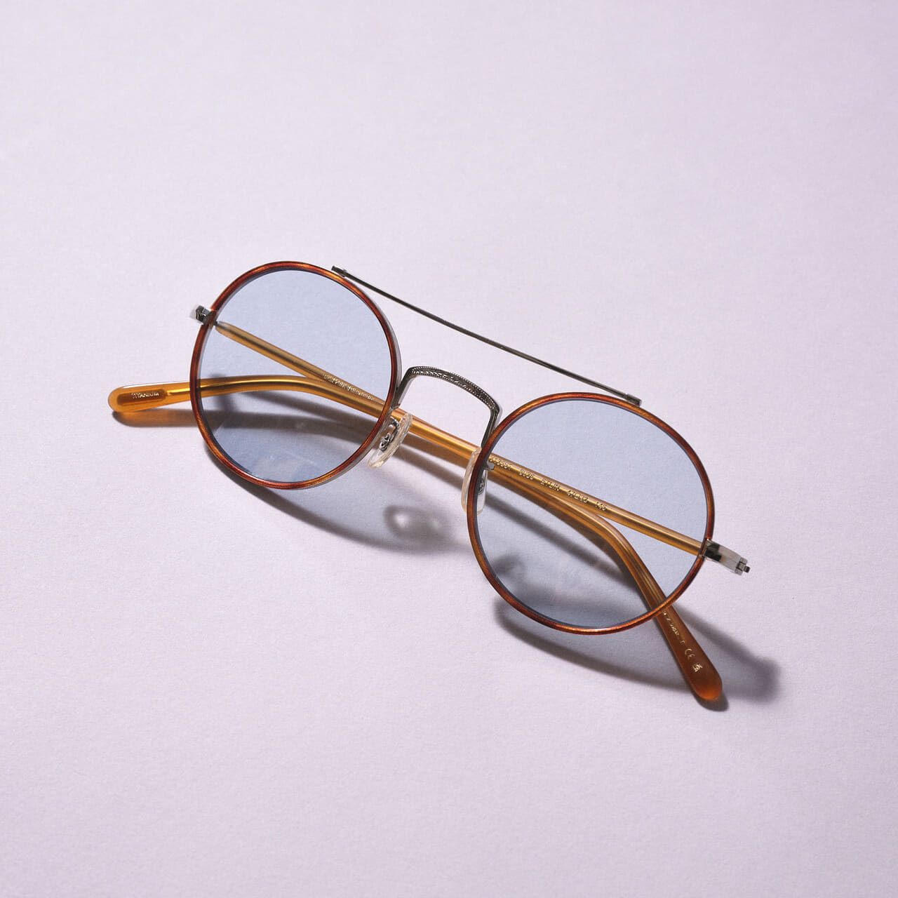 オリバーピープルズのサングラス Etlin