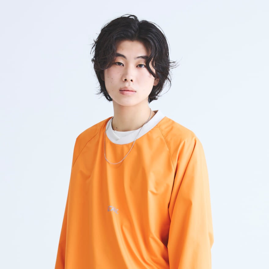 くせ毛を活かしたパーマ風メンズヘアスタイル1