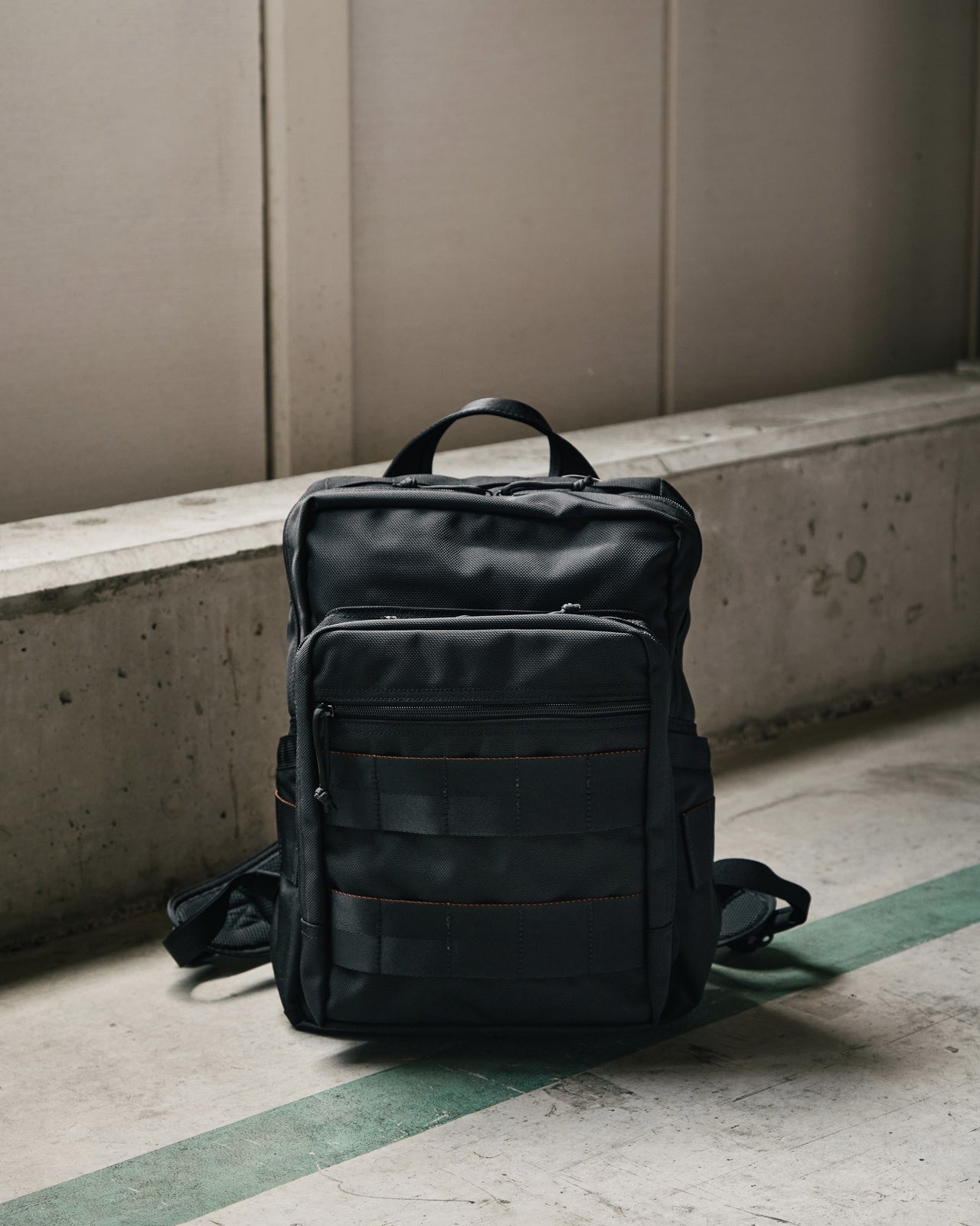 「BEAMS PLUS × BRIEFING」 TA PACK　ブラック