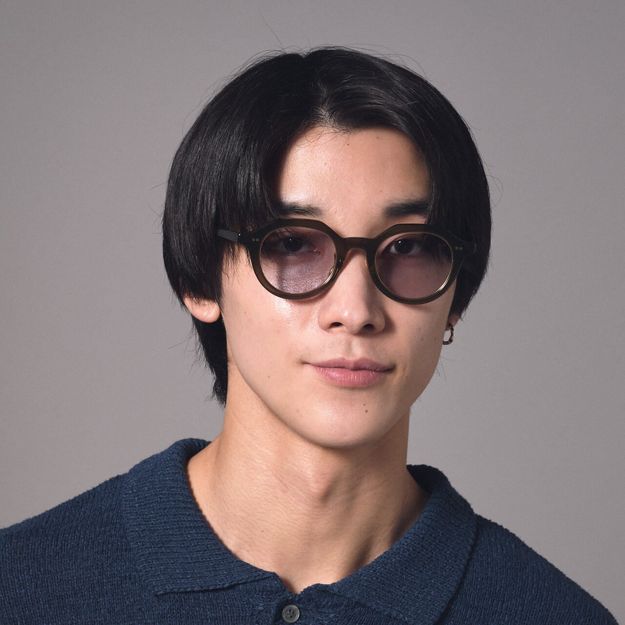 YUICHI TOYAMAのサングラス U-172を服好きモデルが試着＆本音レビュー