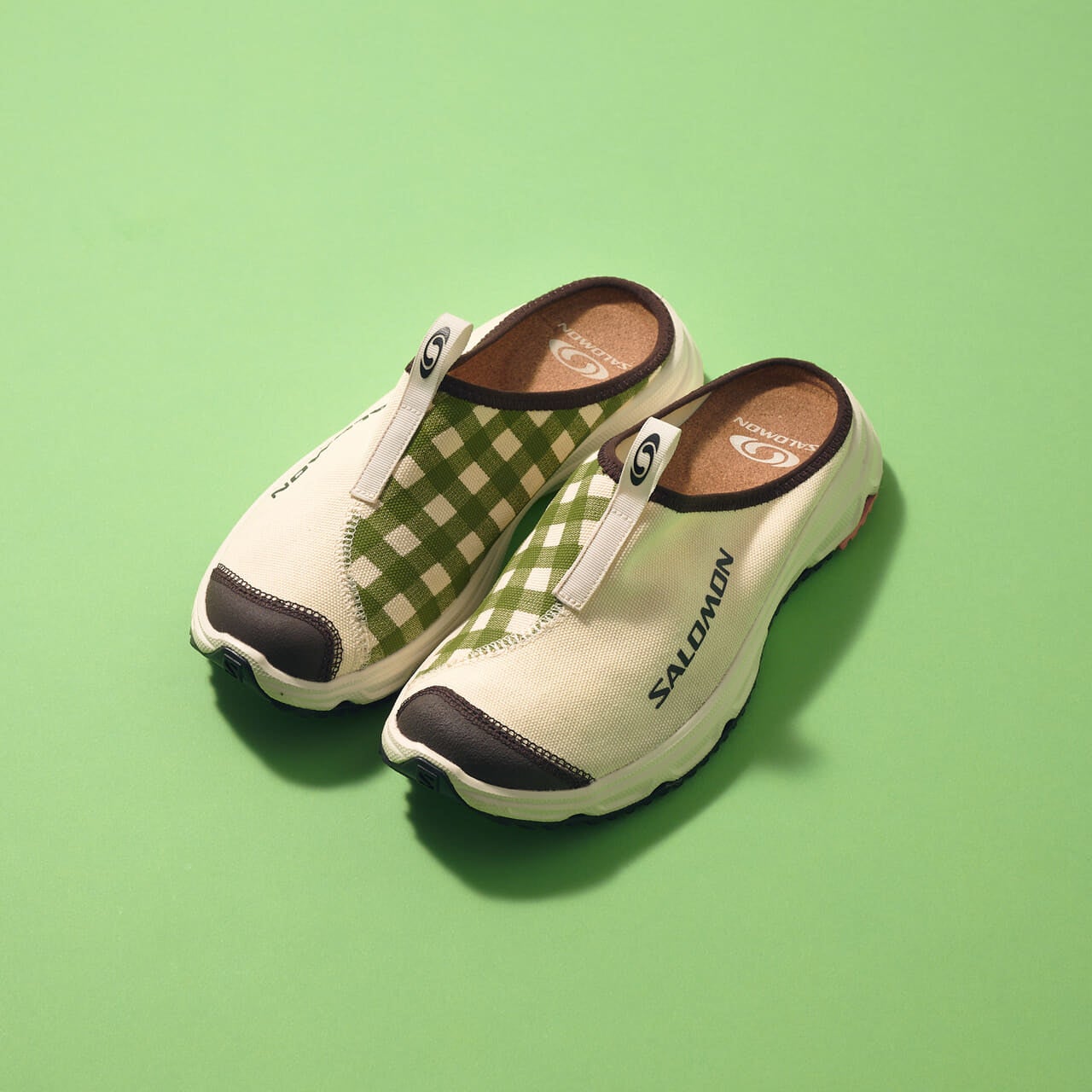 サロモンのスニーカー　RX SLIDE 3.0 CANVAS　Dover Street Market Ginza限定モデル