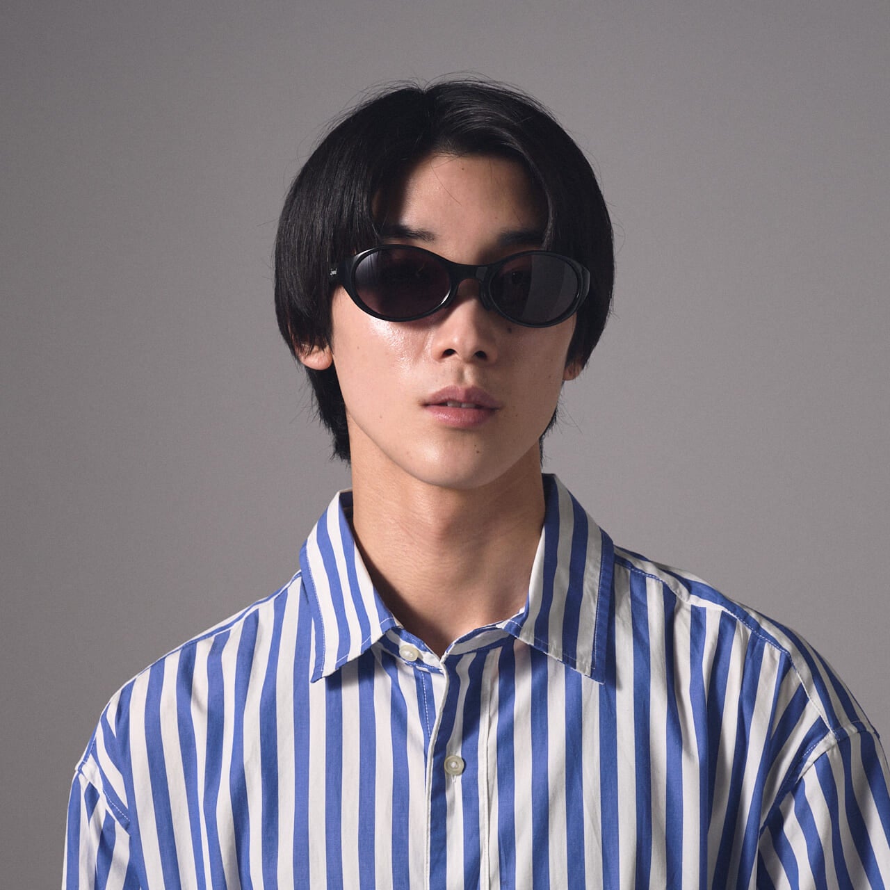 アイヴォルのサングラス BROOKを服好きモデルが試着＆本音レビュー