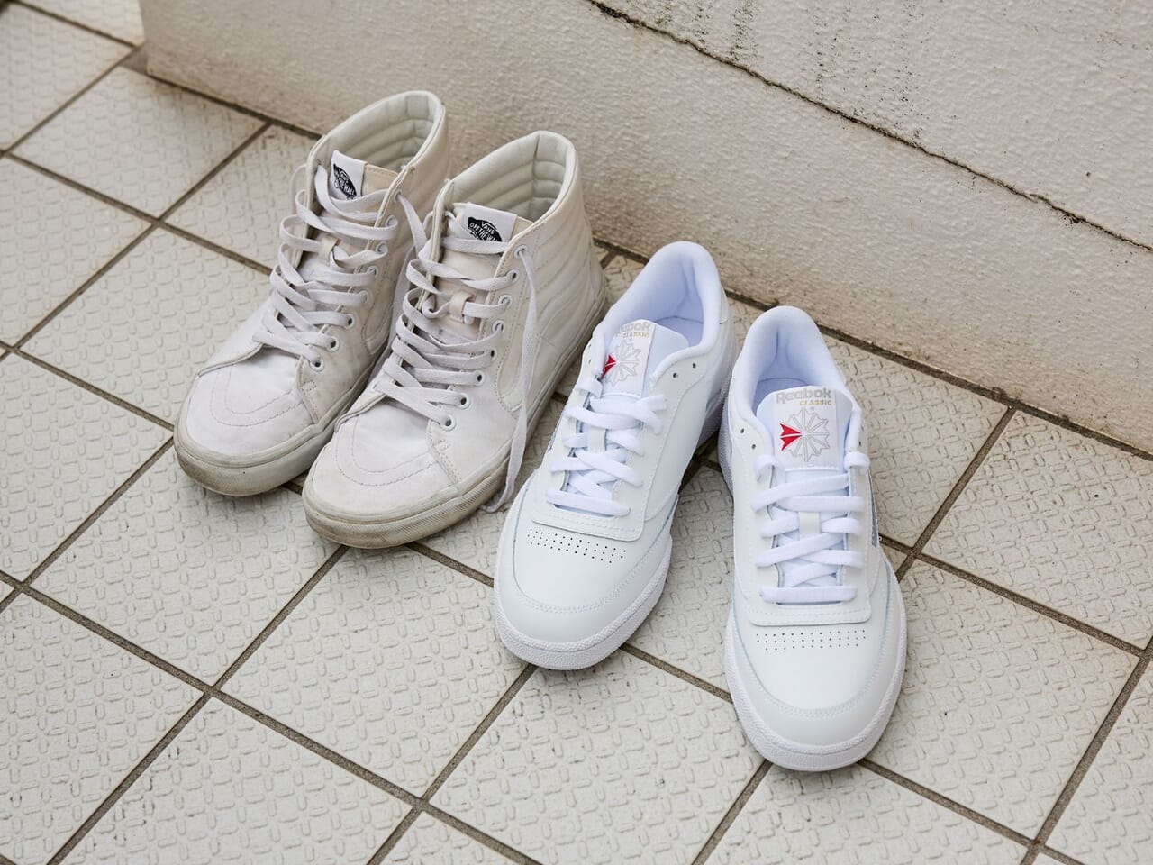 白スニーカー集合カット