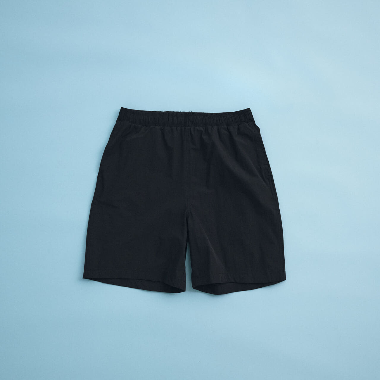 「ファミマ」のショートパンツ くろ