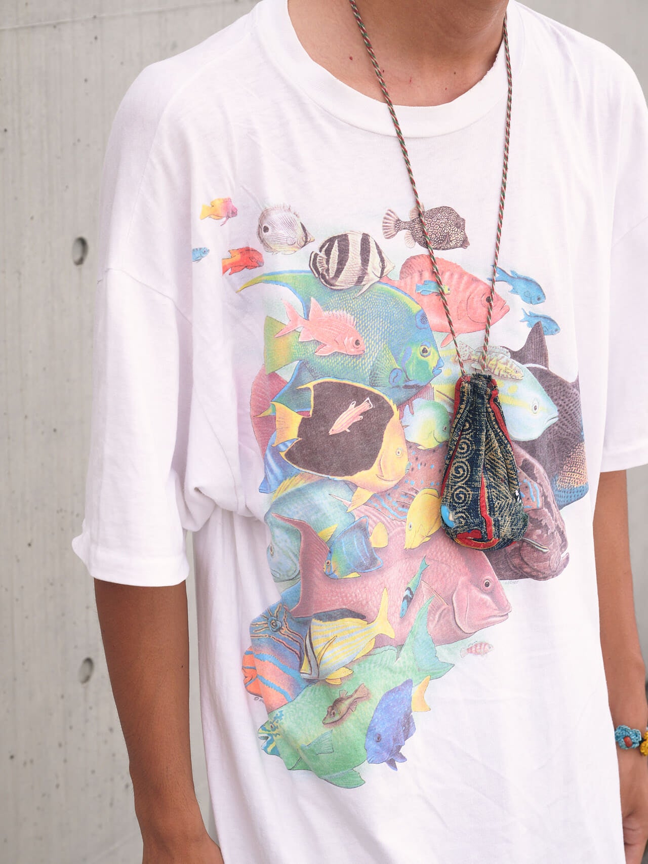 Tシャツの柄とポシェット