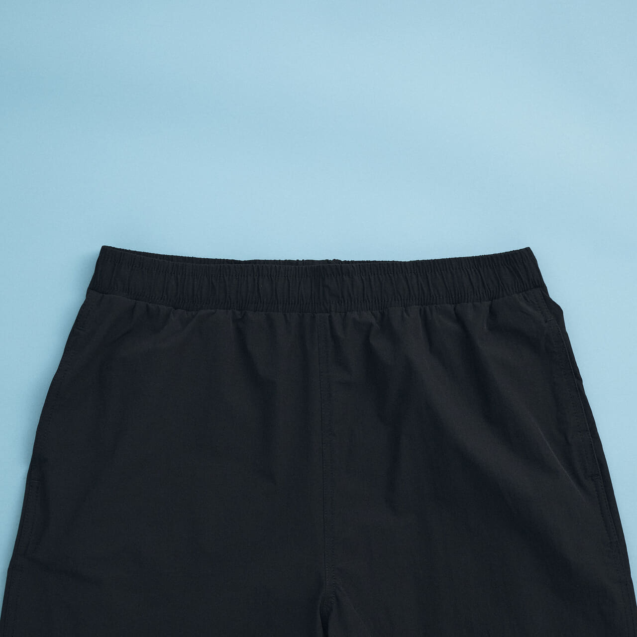「ファミマ」のショートパンツ くろのウエストゴム