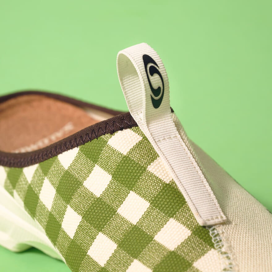サロモンのスニーカー　RX SLIDE 3.0 CANVAS　Dover Street Market Ginza限定モデル　シュータン