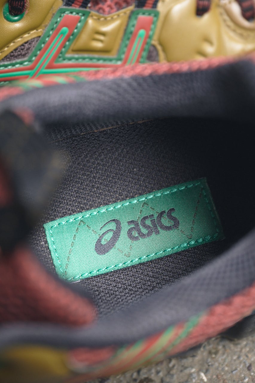 ASICS 「Herren Sneaker US3-S GEL QUANTUM 360 VII KISO」下履きロゴ