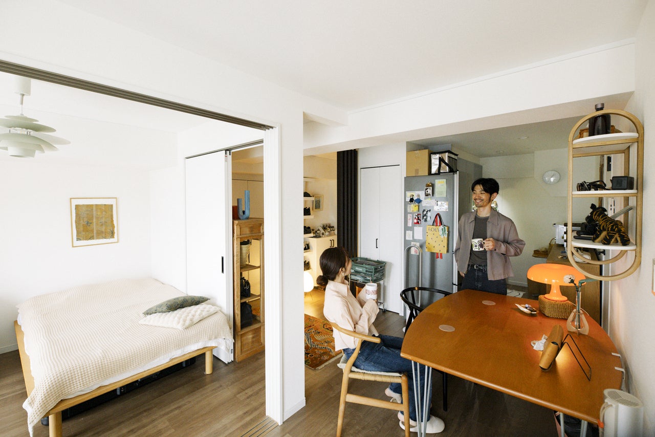 「1LDK 44平米 24帖」コンパクトな部屋も工夫次第で快適に。1LDKの心安らぐふたり暮らし【おしゃれ男子の部屋カタログ／Vol.39】