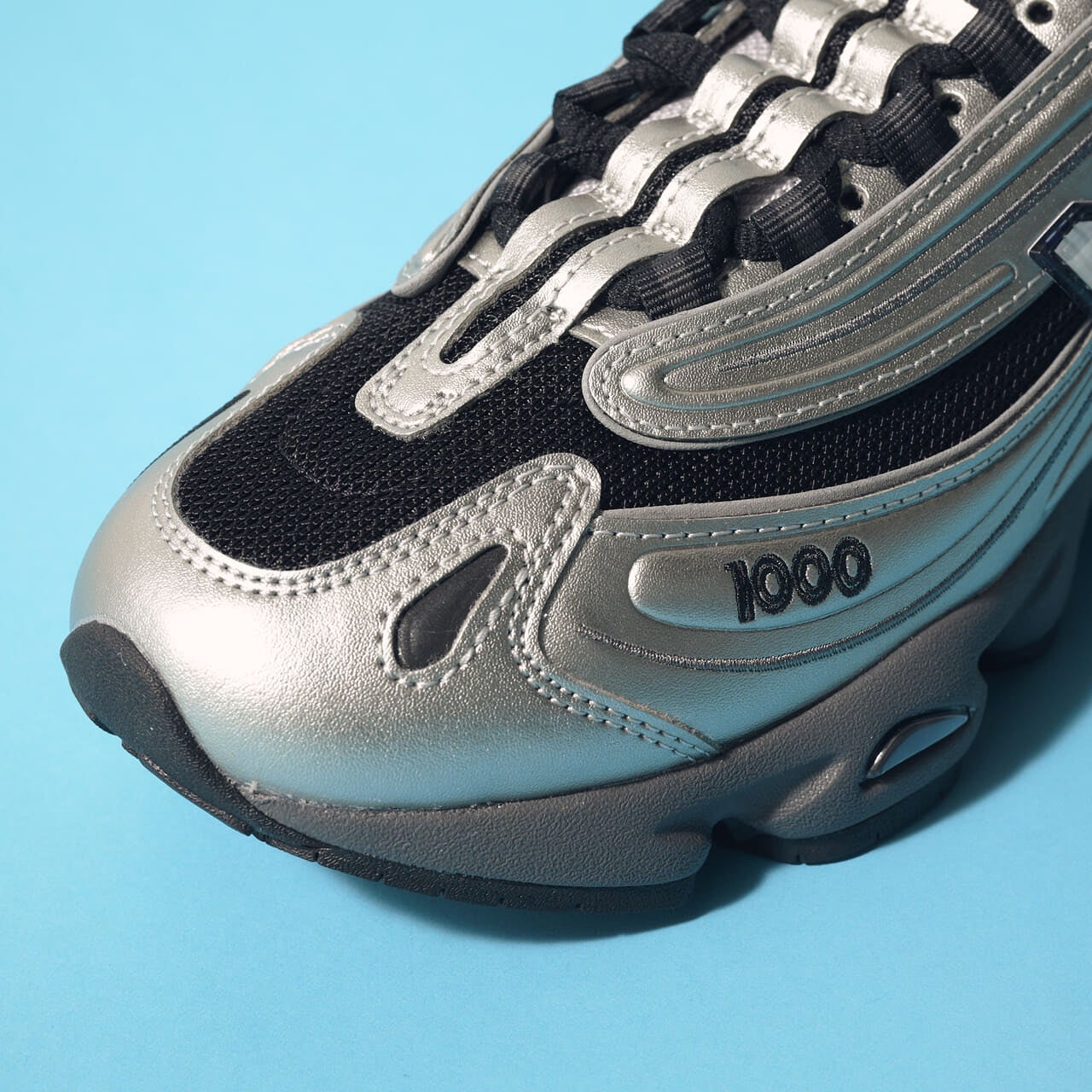 ニューバランス、New Balance、M1000、スニーカー、つま先