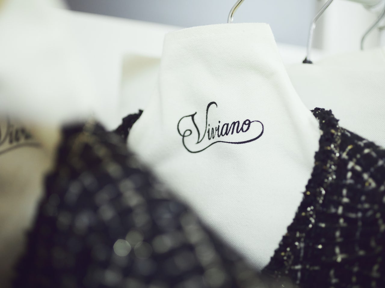 「VIVIANO(ヴィヴィアーノ)」のブランドロゴ