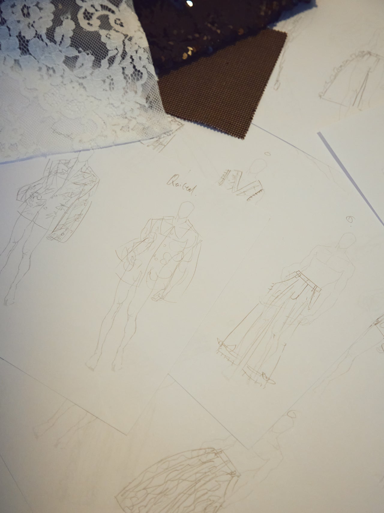 ヴィヴィアーノ・スーさんのデザイン画