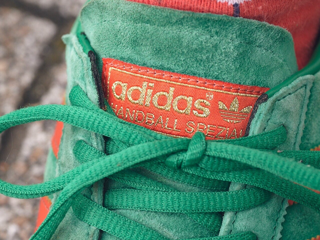 「アディダス」のスペツィアルも“ネイマールコラボ”な「ナイキ」のショックスR4も鮮やかな配色がお気に入り！【夏のメジャースニーカースナップ／DAY05】