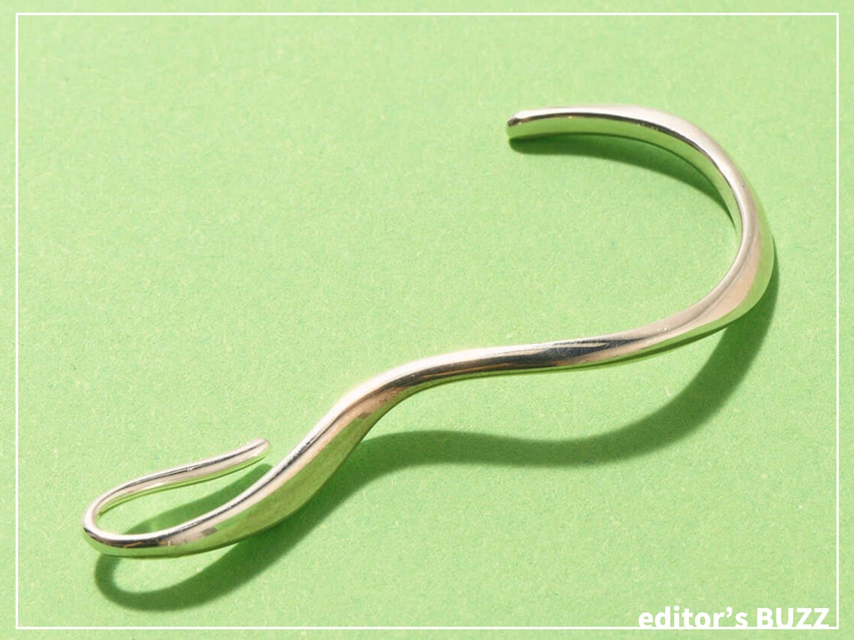 痛くならずおしゃれな「ジュエッテ」の新感覚イヤージュエリー‟イヤーバングル“が推せる[編集者の愛用私物 #211]