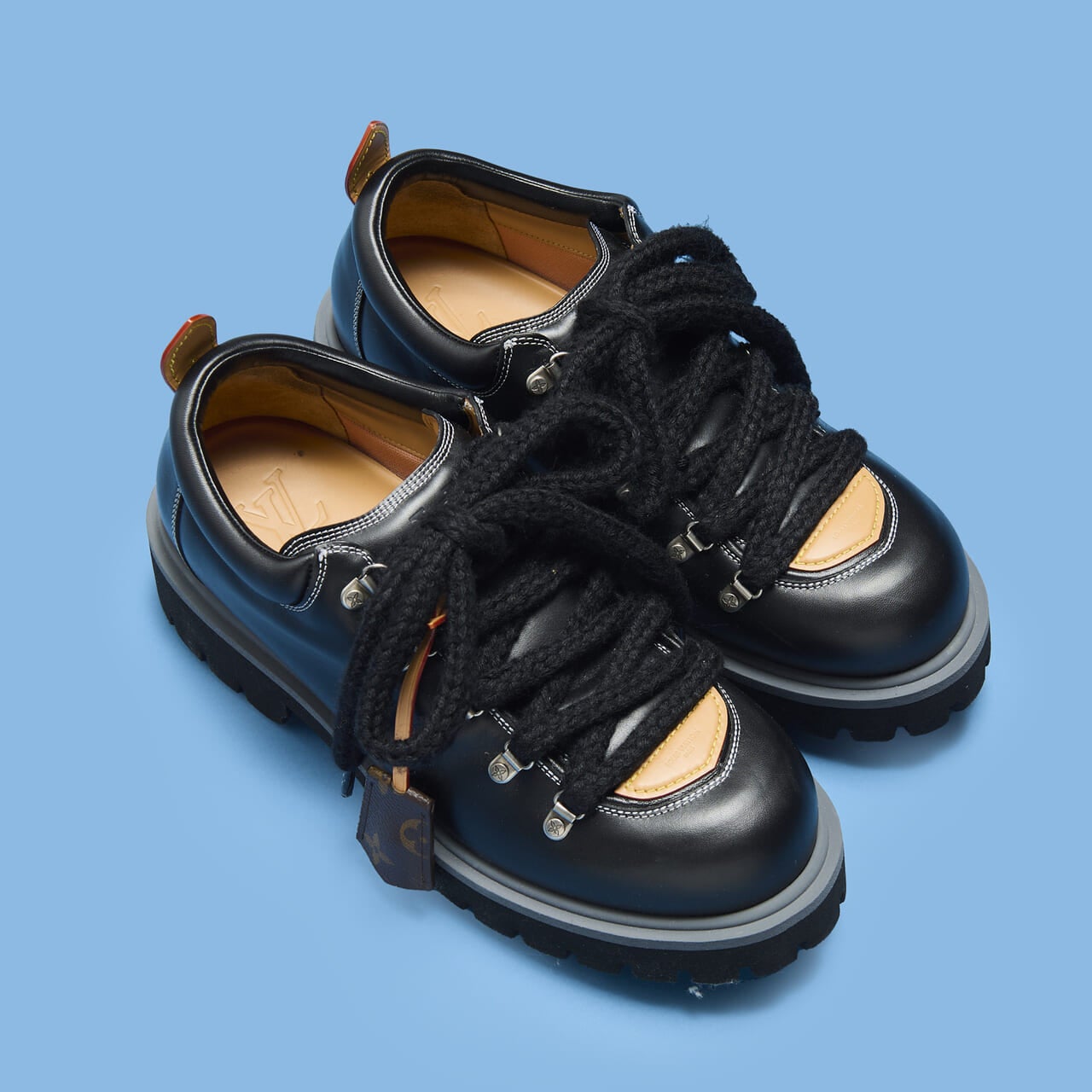 ルイ・ヴィトンのレザーシューズ/LV リミックス ダービー シューズ