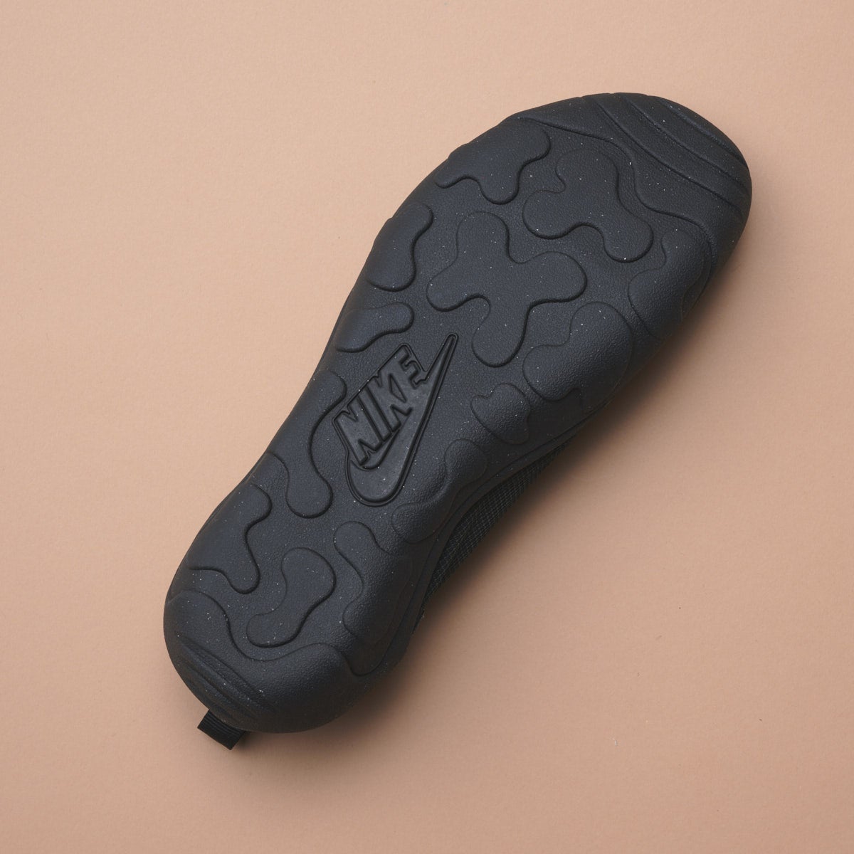 9月に買うべきナイキの新作スニーカー / NIKE AQUA TURFのアウトソール