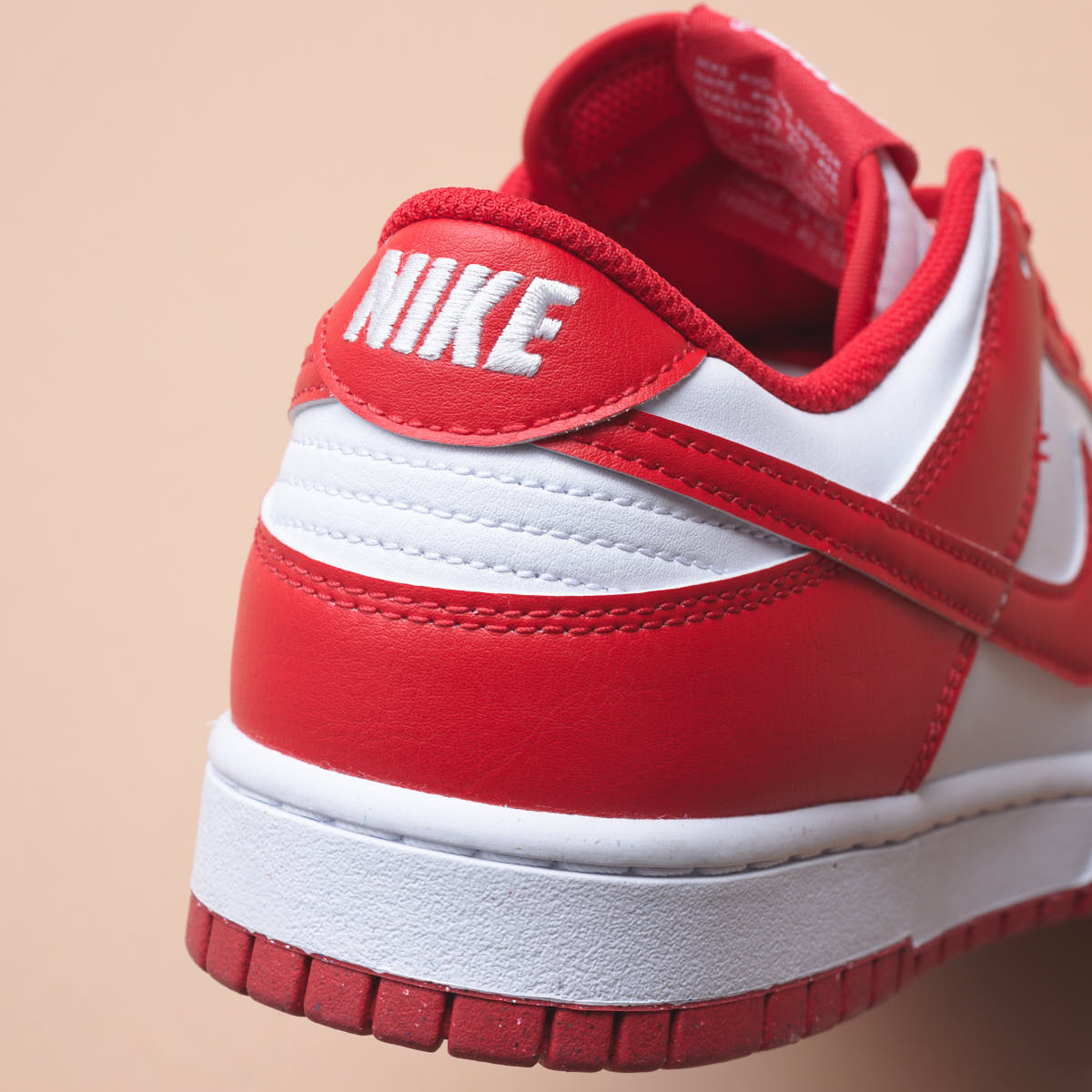 9月に買うべきナイキ の新作スニーカー / NIKE DUNK LOW RETRO BTTYSのヒール