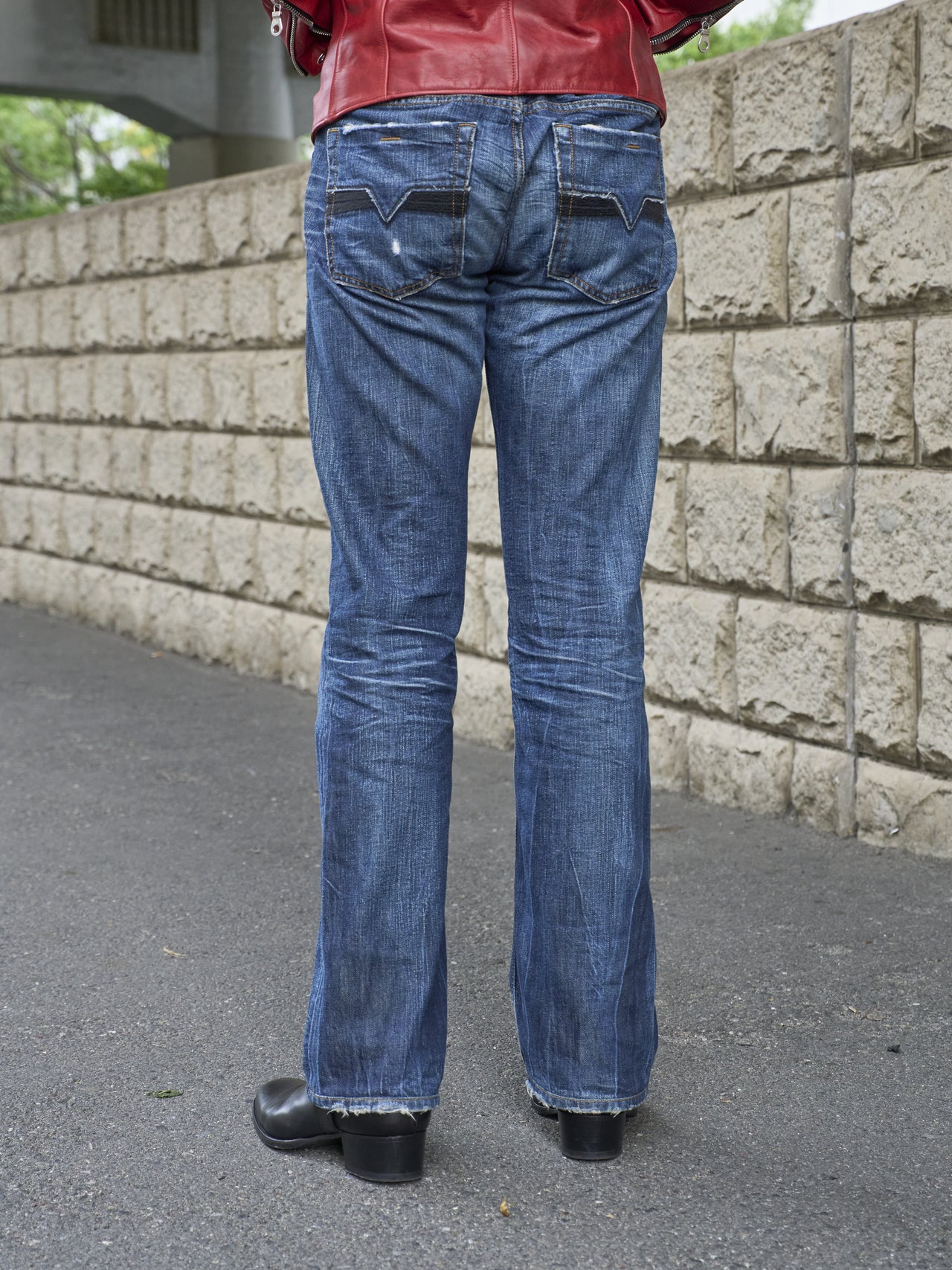 嵐翔真の私服_ディーゼルのデニムバックスタイル
