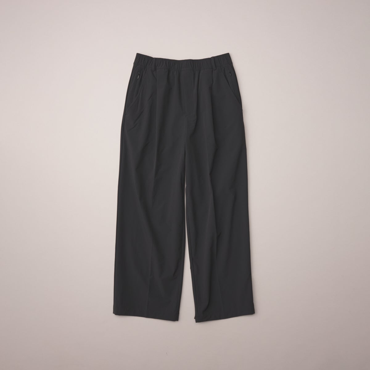 ニューバランスの愛用ワイドパンツ NB Grey Wide Pant