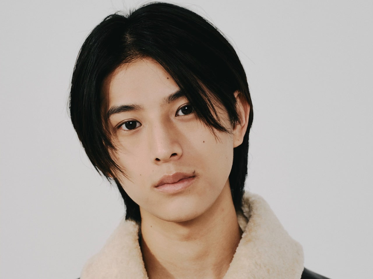 阿久根 温世くん／レザージャケットは気になるブランドをチョイス。色気もありつつ精悍な装いに［ファイナリストたちのNEW LOOK］