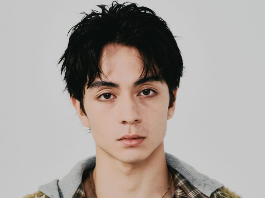 松岡 光くん／ファッションはカート・コバーンから着想を。洗練されたグランジムードに合わせてヘアもクールに［ファイナリストたちのNEW LOOK］