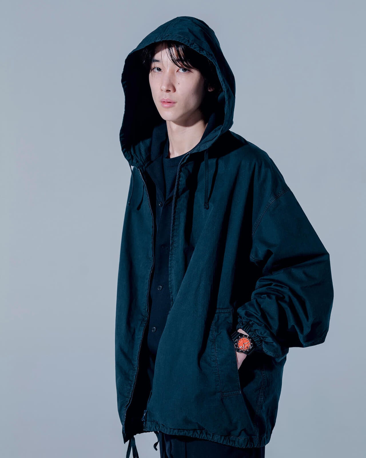EMPORIO ARMANIのWORLD EXPLORER AR11684