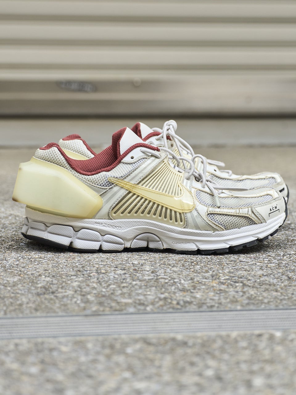NIKE×ACWのコラボスニーカー