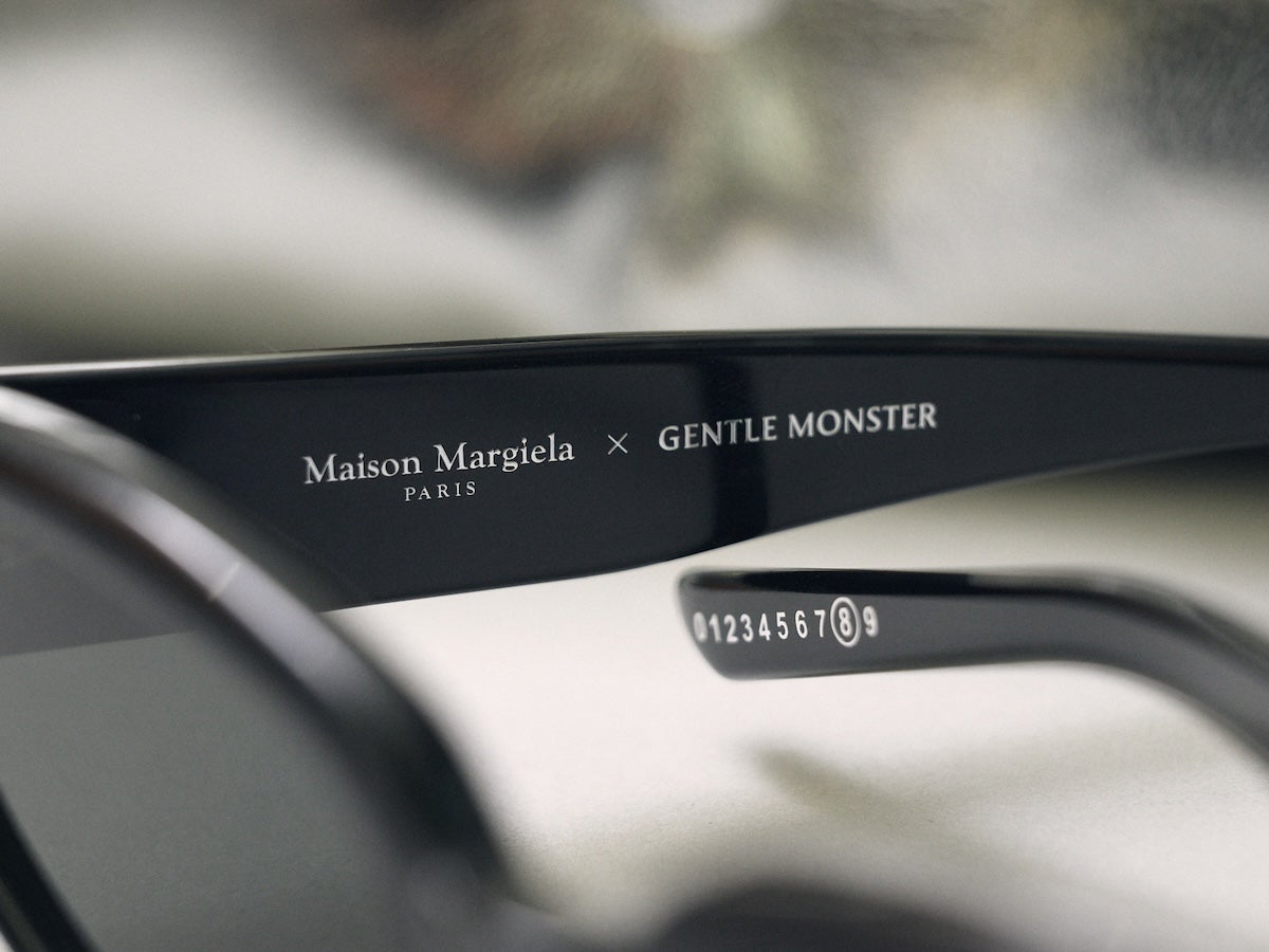 MM X Gentle Monster MM205 01　テンプル　ロゴ