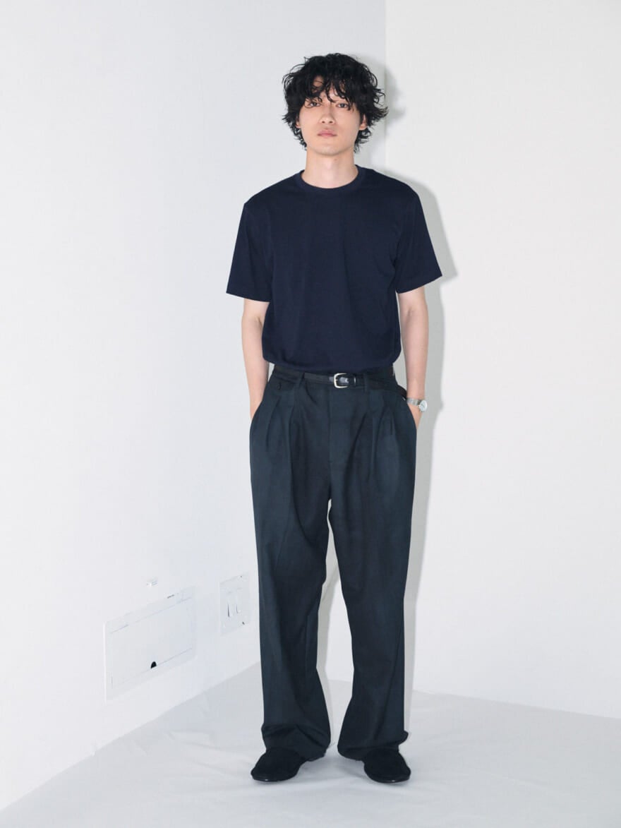 [高橋 璃央] 「無印良品」の涼しいTシャツを鬼リピ中！大人なシンプルシックにまとめるのがマイ定番！【メンズノンノモデルの私服スナップ】