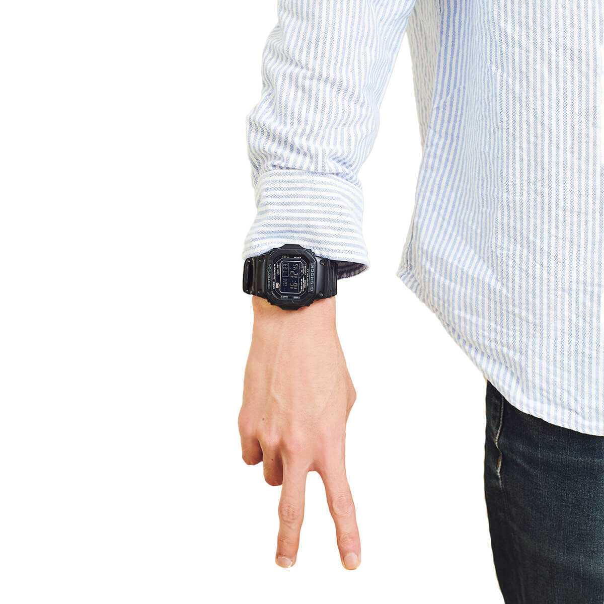 芸人・オフローズの宮崎駿介が着用する G-SHOCKのG-5600BG-1JRの腕時計