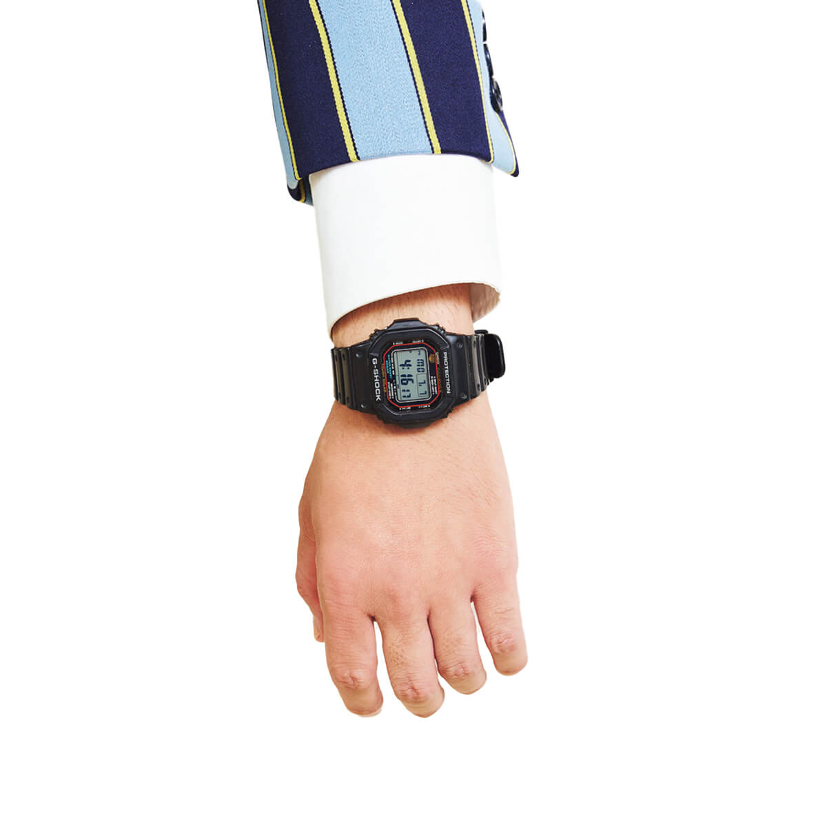 芸人・バリカタ友情飯の狩野大が着用するG-SHOCKのGW-M5610U-1JFの腕時計