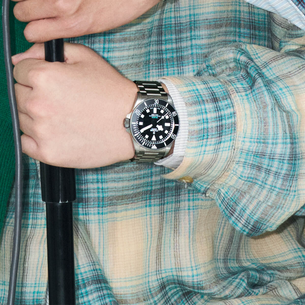 ナユタ・おのはらが着用する TUDOR PELAGOS ULTRA