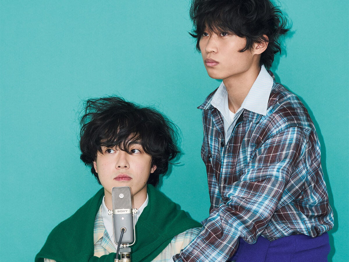 人気芸人のナユタと名作腕時計。「グランドセイコー」のヘリテージコレクション SBGX261と「チューダー」のぺラゴス ウルトラを身につけて。