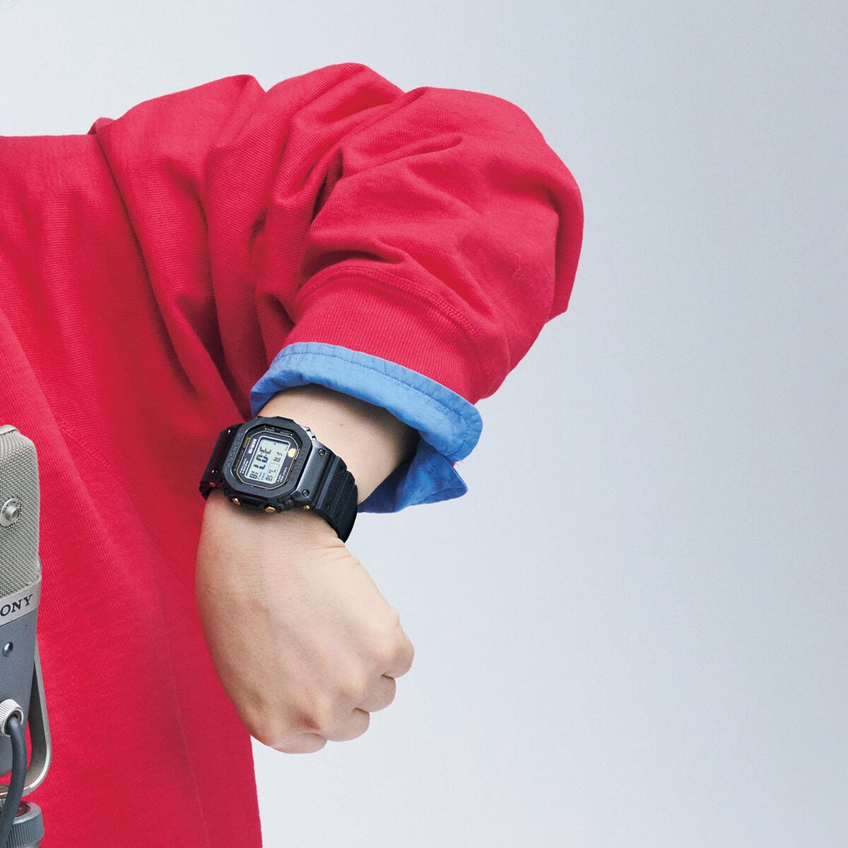 バイク川崎バイクが着用する CASIO G-SHOCK MRG-B5000R-1JR