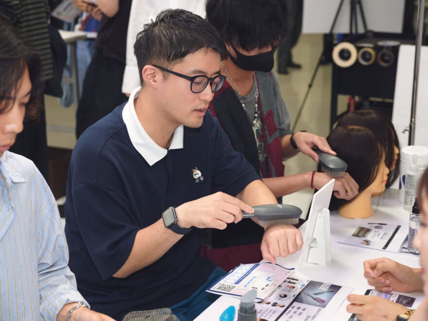 スカルプDブースの様子 読者②