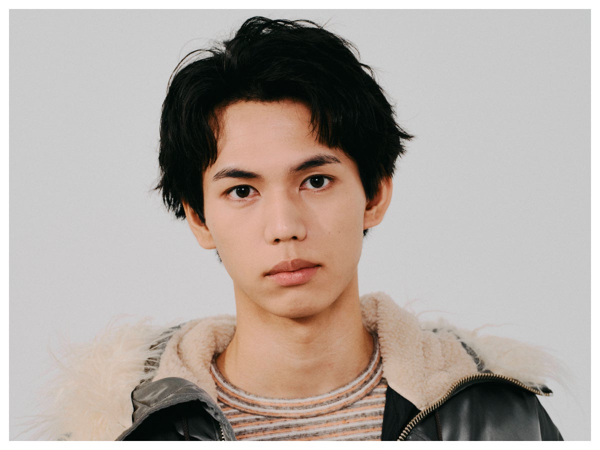濱田 寛真くん／ラフなアップヘアとショート丈アウターが織りなす今季的ミリタリースタイル［ファイナリストたちのNEW LOOK］
