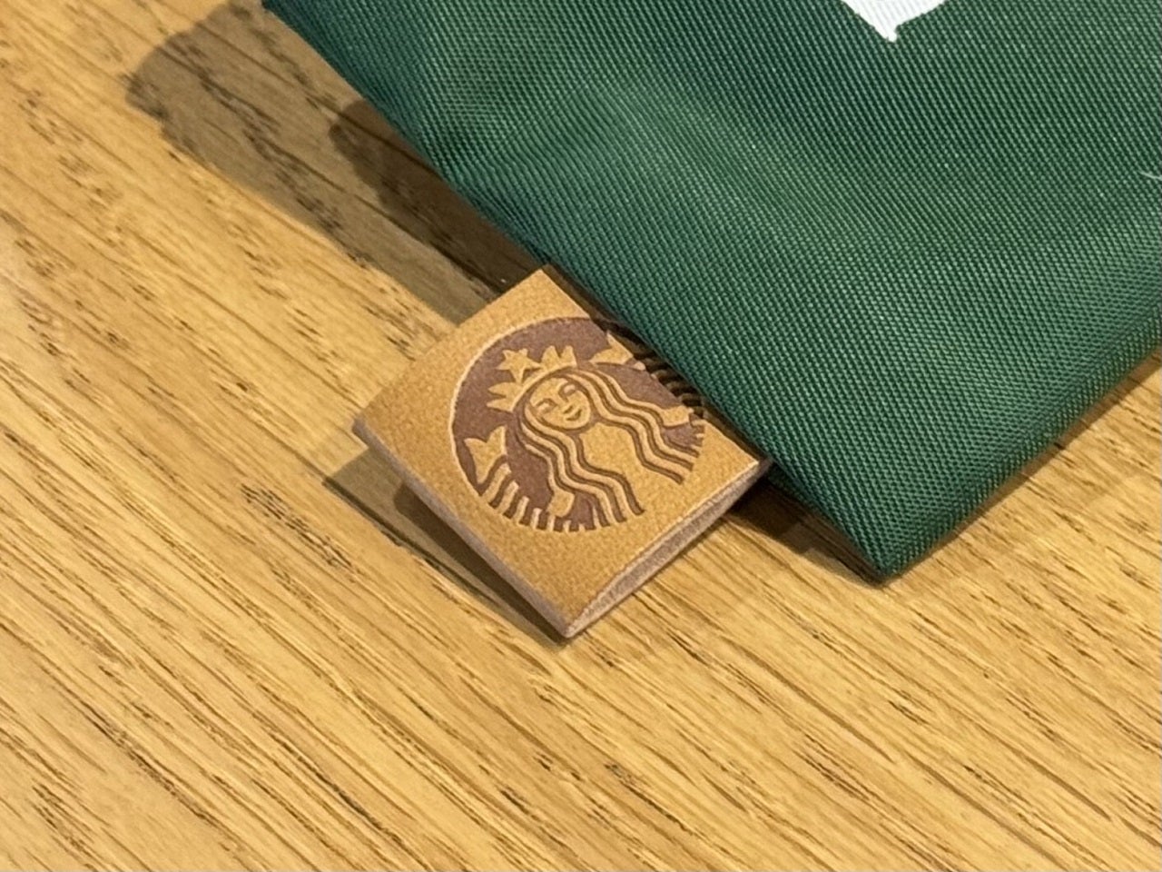 STARBUCKS STAND by BEAMS〉2Set ポーチデザイン