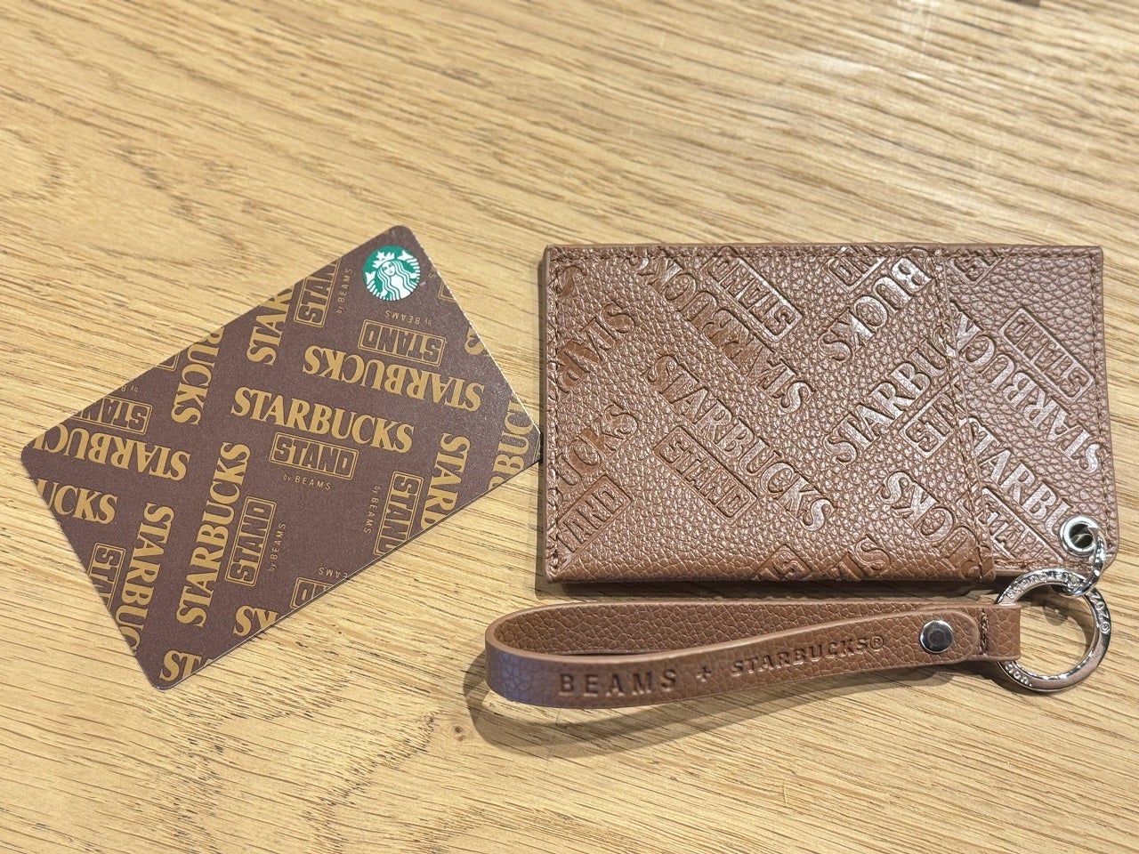 STARBUCKS STAND by BEAMS〉ケース付きスターバックス カード(入金済み)